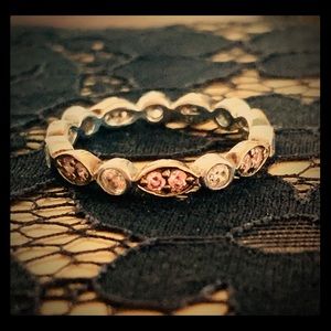 Pink and white gem 💎 stone ring